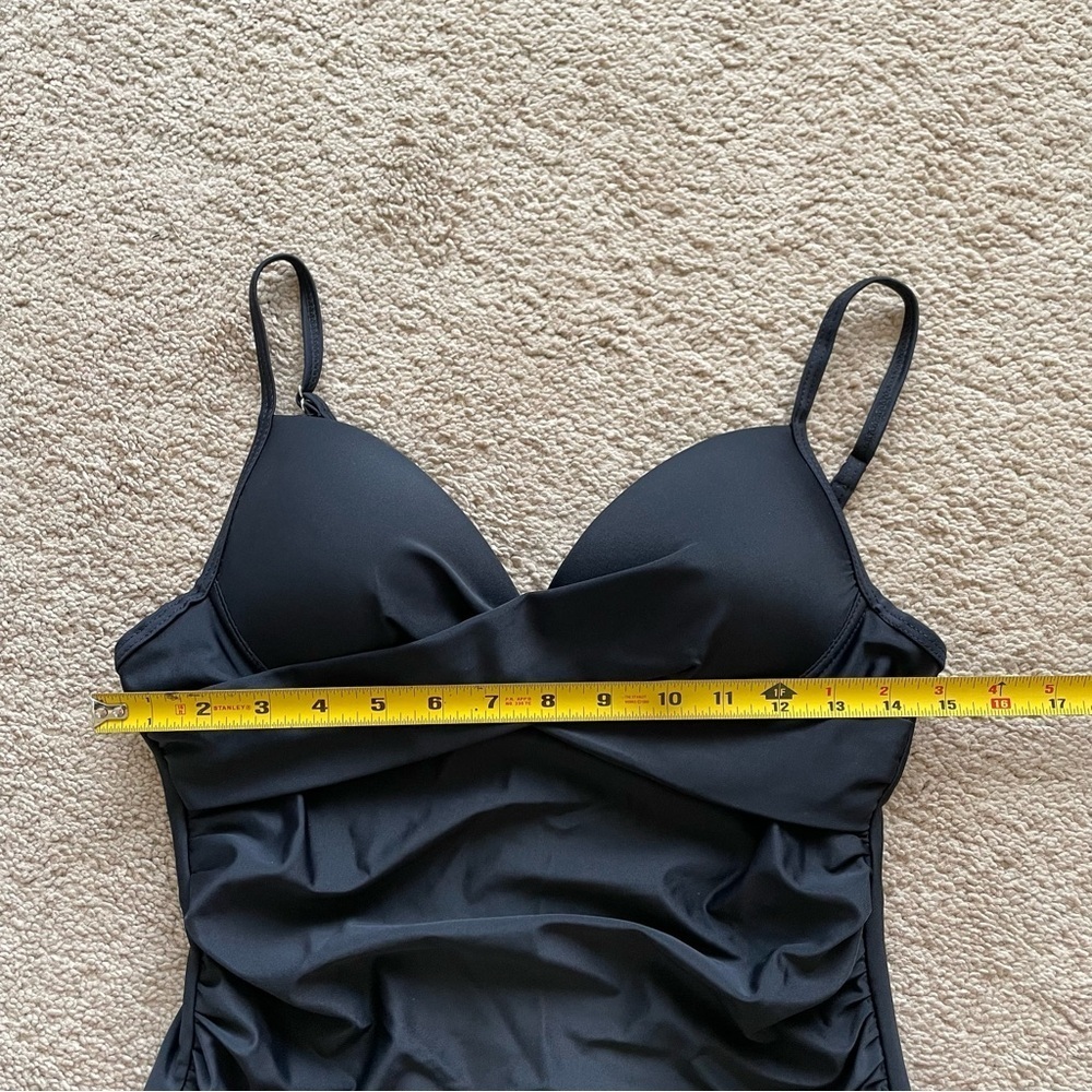Beachsissi Swimsuit One Piece Women’s M Black Classic Beach Pool Vacation Lake - Picture 7 of 10